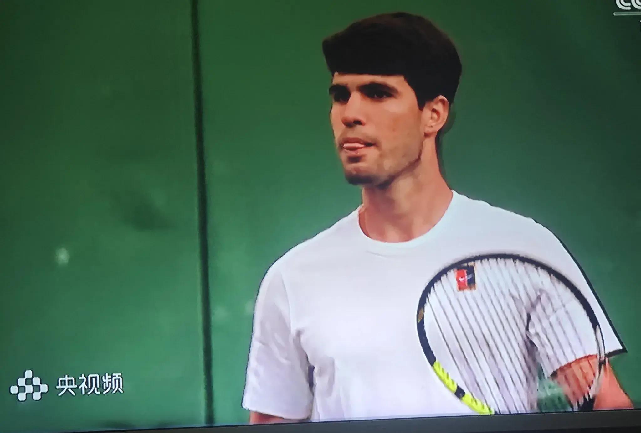 爱游戏APP-温网鏖战ATP总决赛，蒂姆状态火热