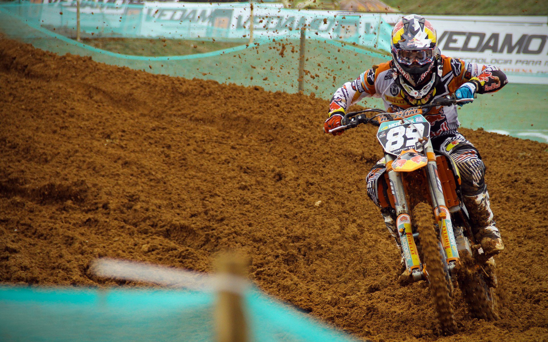 爱游戏体育-字母哥狂轰44+14！雄鹿撕裂开拓者，希腊怪兽统治攻防两端