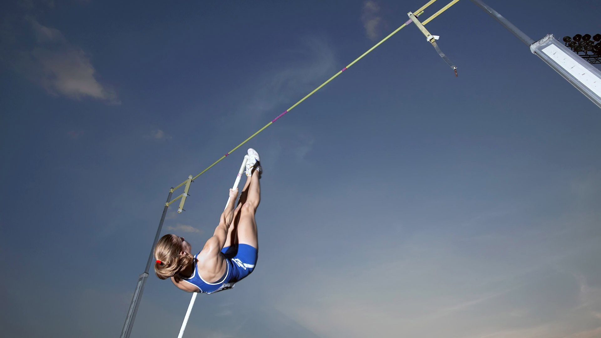 黑马奔腾，塞尔维亚绝杀英格兰，莫德里奇演绎不老传奇